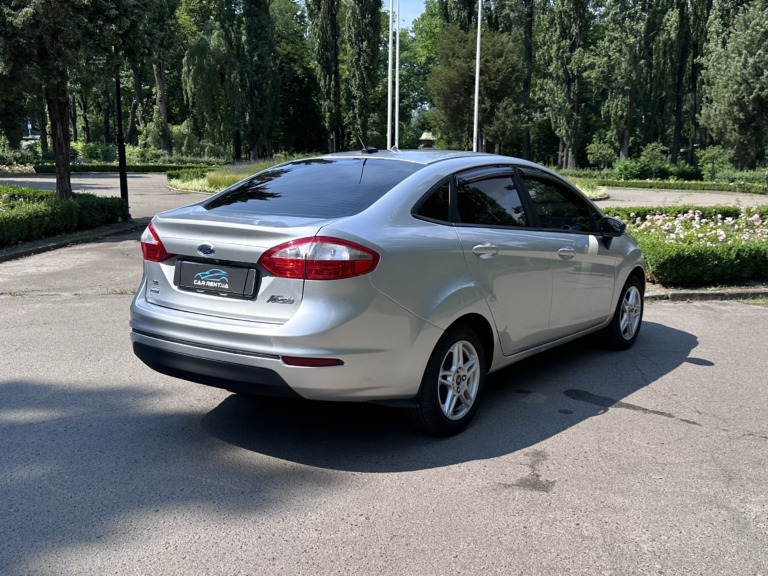 Ford Fiesta car for rent