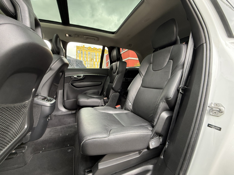 Volvo XС90 аренда автомобиля