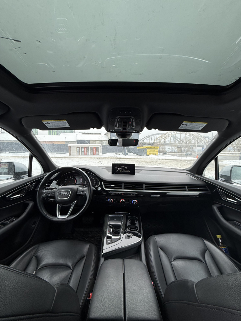 AUDI Q7 2017 сіра