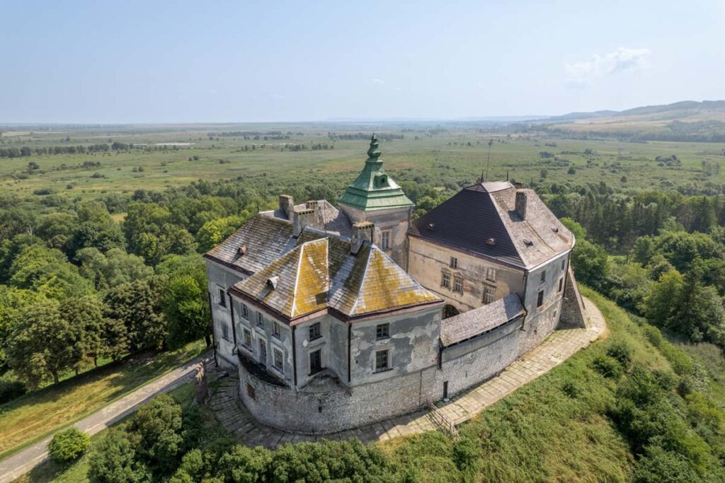 Олеський замок