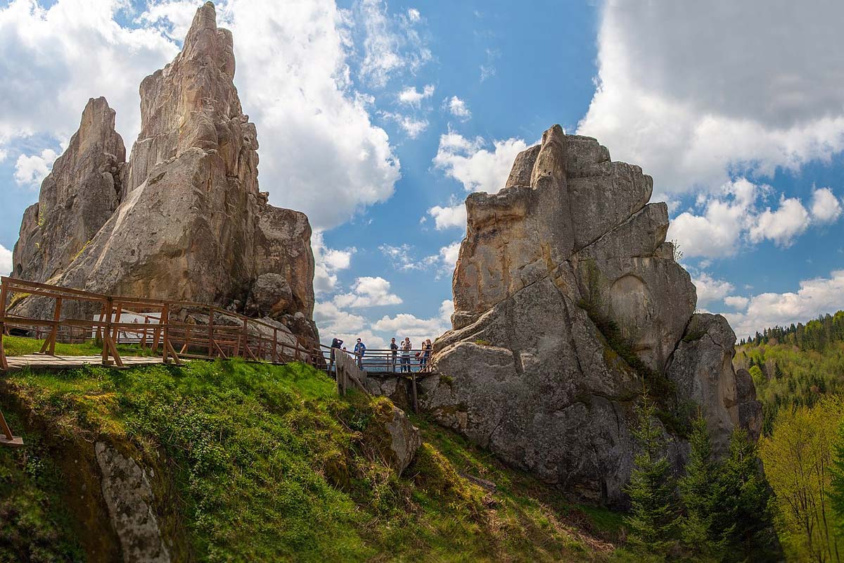 Крепость Тустань