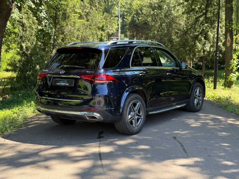 Mercedes GLE автомобіль в оренду