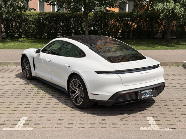 Porsche Taycan 4S аренда авто с доставкой