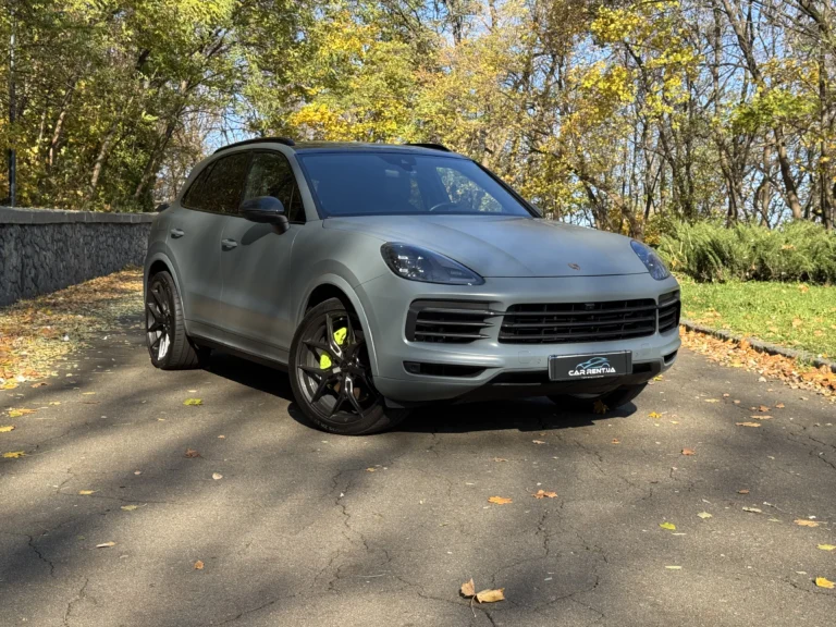 Porsche Cayenne оренда автомобіля