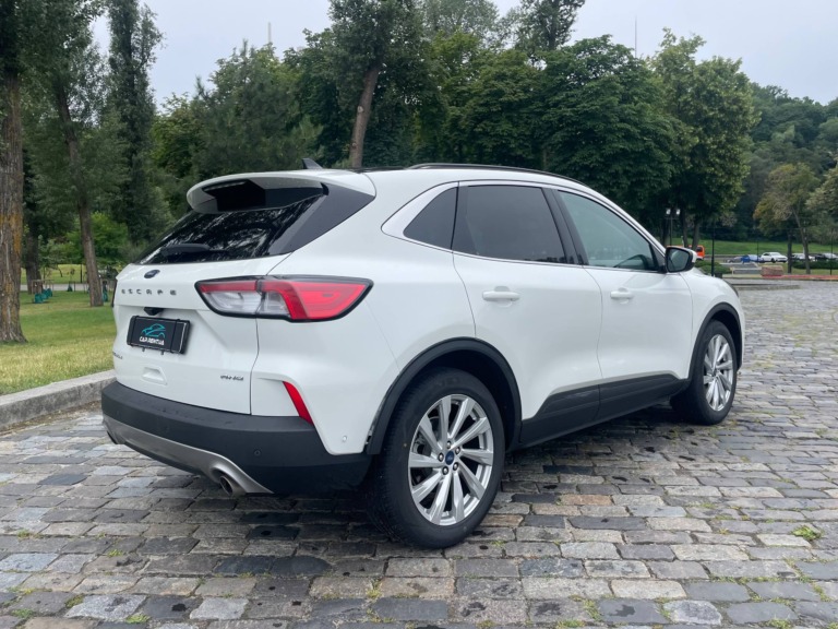 Ford Escape долгосрочная аренда авто